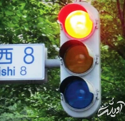 چراغ راهنمایی‌آبی و هات‌چاکلت با پنیر!